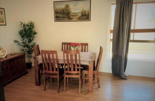 Broken Hill House | Silver City Oasis