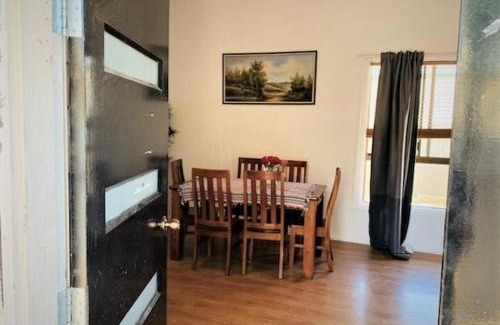 Broken Hill House | Silver City Oasis
