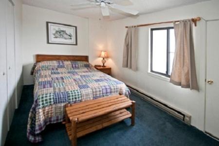 Snowshoe Hotel | Silver Creek Lodge