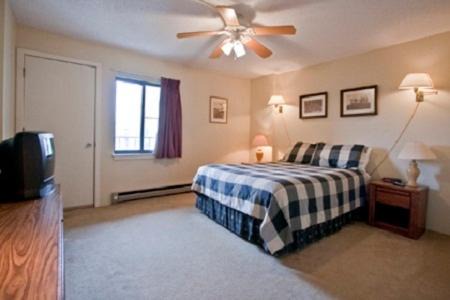 Snowshoe Hotel | Silver Creek Lodge