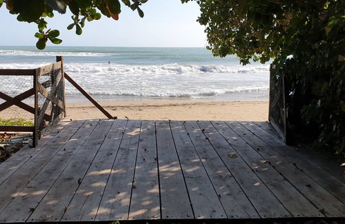 Treasure Beach Villa | Silver Dawn