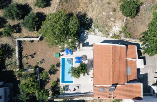 Frantzeskiana Metochia Villa | Silver Gem Villa with private pool
