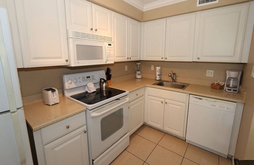 Whitney Beach Condo | Silver Sands 1BR–Gulfside Comfort on Longboat Key #255 Resort by RVA