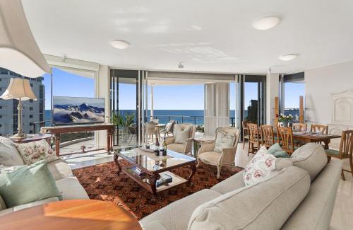 Maroochydore Apartment | Silver Sapphire on Sixth Penthouse