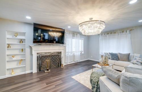 Silver Spring House | Silver Springs Home Walk to Downtown!