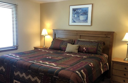 Lake City Apartment | SILVER ST VILLAS Ride to Alpine Loop from Your Front Door