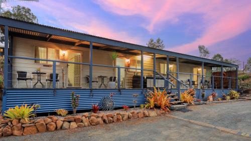 Hamilton Creek Hotel | Silver Wattle Cabins