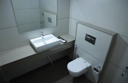 Yelahanka Hotel | Silverkey Hotel Yelahanka