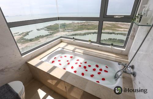 Malacca City Apartment | Silverscape Deluxe Melaka by I Housing