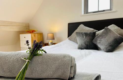 Frome House | Silverwood Coach House, with pre booked use of Indoor Swimming Pool