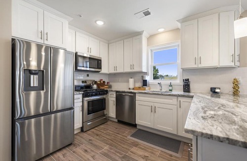 Newark Apartment | Simon Stays I Grand Oasis