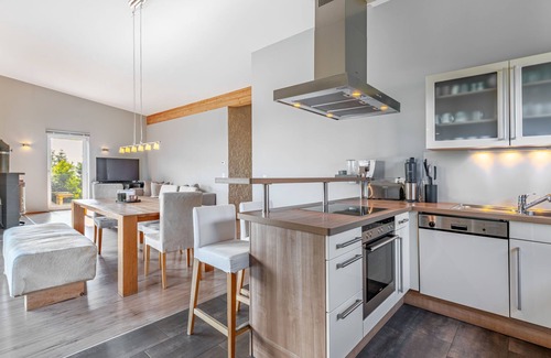 Sankt Urban Apartment | Simonhöhe Kärntentraum by Interhome