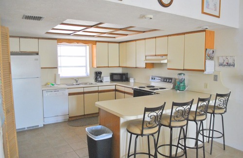 Islamorada House | Simple 2 Bedroom Home in Beautiful Port Antigua