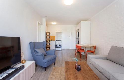 Mosman Park Apartment | Simple Charm