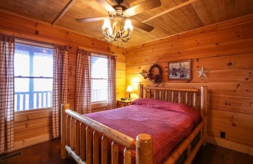 Luray Cabin | Simple Pleasures Cabin