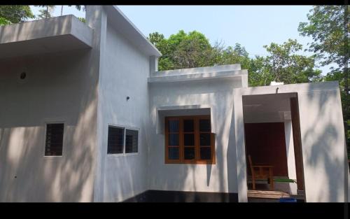 Thalassery Villa | Simple Stay