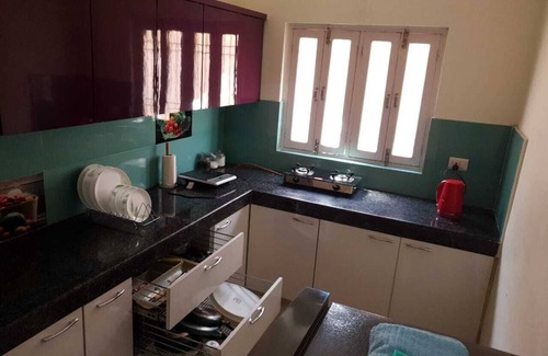 Varanasi Apartment | SimpleNSmart- homestay experience with peaceNtranquility.With Highspeed B/dband.