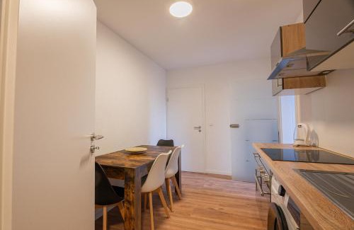 Klingenberg Apartment | Simpley Stays Heilbronn Theodor Heuss Str