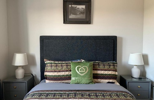 Port Elgin Apartment | SIMPLY COMFORT - Elegant House Near Lake Huron