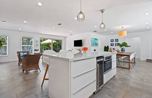 Singer Island House | Simply Elegant WPB Singer Island Home, Casa Blanca.