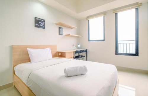 Pondokcina Apartment | Simply Look Studio High Floor at Evenciio Margonda Apartment By Travelio