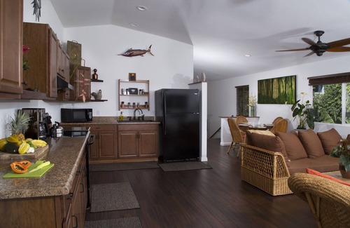 Historic Kailua Village House | Simply perfect! No one can beat 10 minutes walking to town, yet no traffic noise