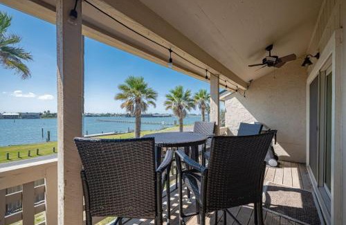 Harbor Oaks House | Simply Wonderful Condo with Bayview Private Pier and Pools