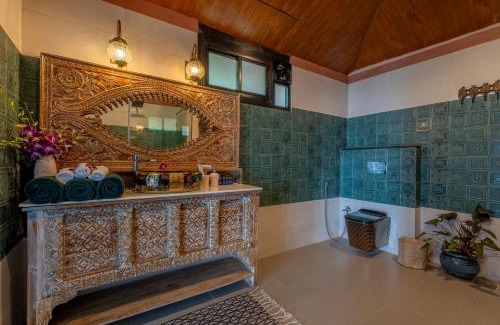 Cola Villa | Simroseate