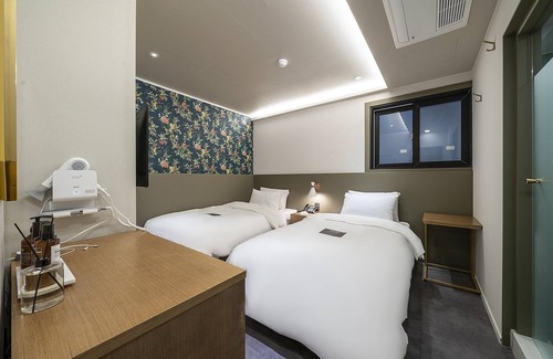 Daeheung-dong Hotel | Sinchon Number 25 Sinchon Branch