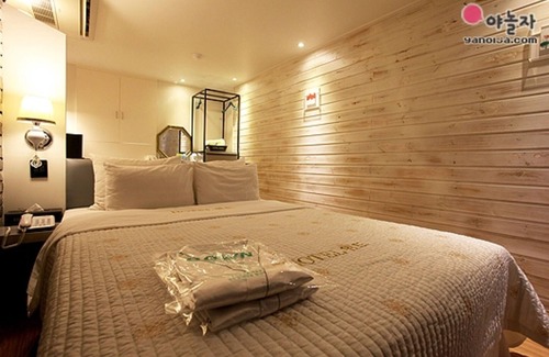 Daeheung-dong Hotel | Sinchon With