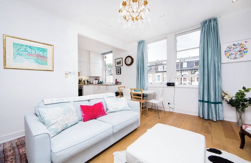 Holland Park Apartment | SINCLAIR ROAD, KENSINGTON - 2-bedroom apartment in a quiet residential street