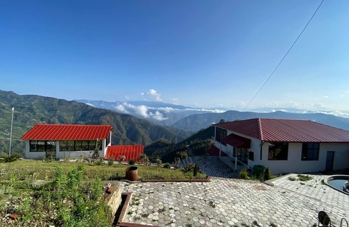 Sindhuli Hotel | Sindhuligadhi Mountain Resort