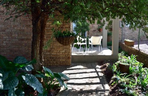 Vanderbijlpark House | Sindisa Guest House
