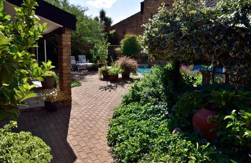 Vanderbijlpark House | Sindisa Guest House