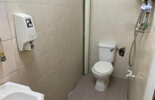 Bandar Melaka House | Single Bed Fan Room with Shared Bathroom