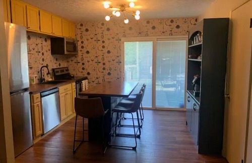 Bridgetown House | Single Family Home 4 Bed 1.5 Bath Bridgetown Cincy OH Beautiful back yard!