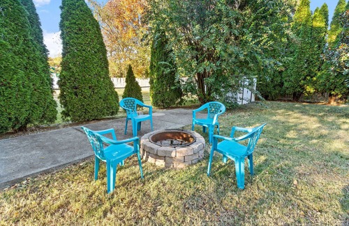 Clarksville House | Single Family Home in a Beautiful Neighborhood