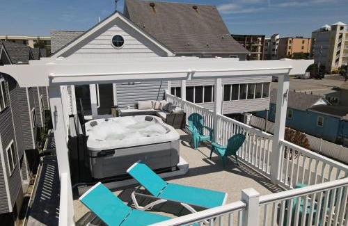North Ocean City House | Single Family Townhouse Ocean View Rooftop Jacuzzi Walk to Beach