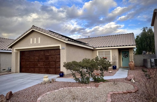 Silverado Ranch House | Single-level family home in quiet neighborhood off the Las Vegas strip