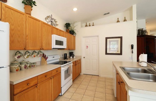 Windsor Palms Villa | Single Level Luxury Villa with Pool and Hot tub close to Disney