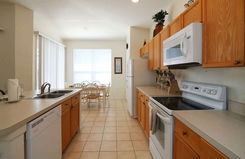 Windsor Palms Villa | Single Level Luxury Villa with Pool and Hot tub close to Disney
