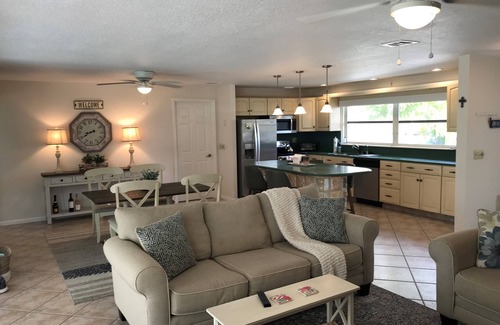 Singer Island House | Single open-concept home one block from the ocean with heated pool and lanai