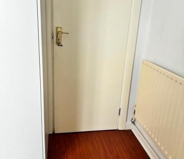 Yiewsley Apartment | single room in Heather Lane UB7