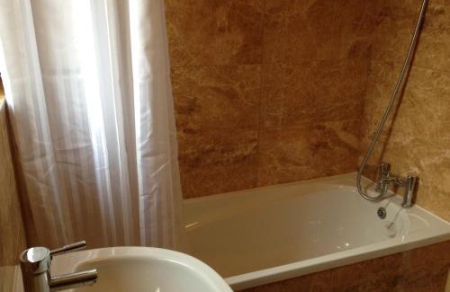 Docklands House | Single room near Elizabeth line
