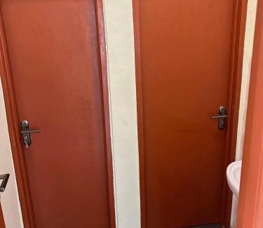 Kumasi Apartment | Single room Near KNUST