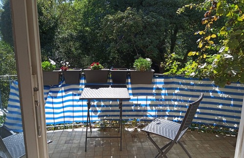 Detmold-Nord Bed & Breakfast | Single room with large balcony Balcony/close to the city 1st floor 22m2