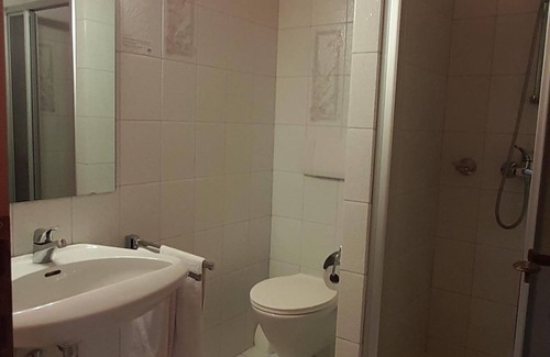 Seeboden Bed & Breakfast | Single room with shower/WC - Haus Diana