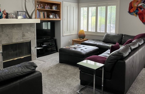 Goleta House | Single story three bedroom home close to beach