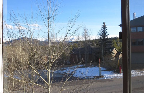 Wildernest Condo | Singles, Couples, and Family-friendly centrally-located Summit County Condo