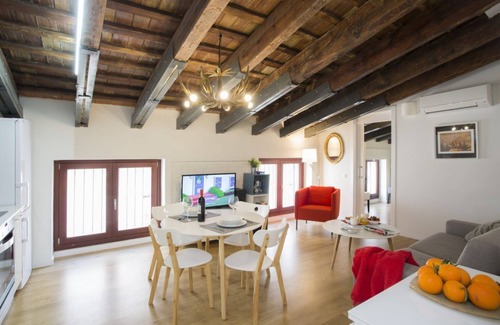 Ciutat Vella Apartment | Singular Stays A. San Vicente IV